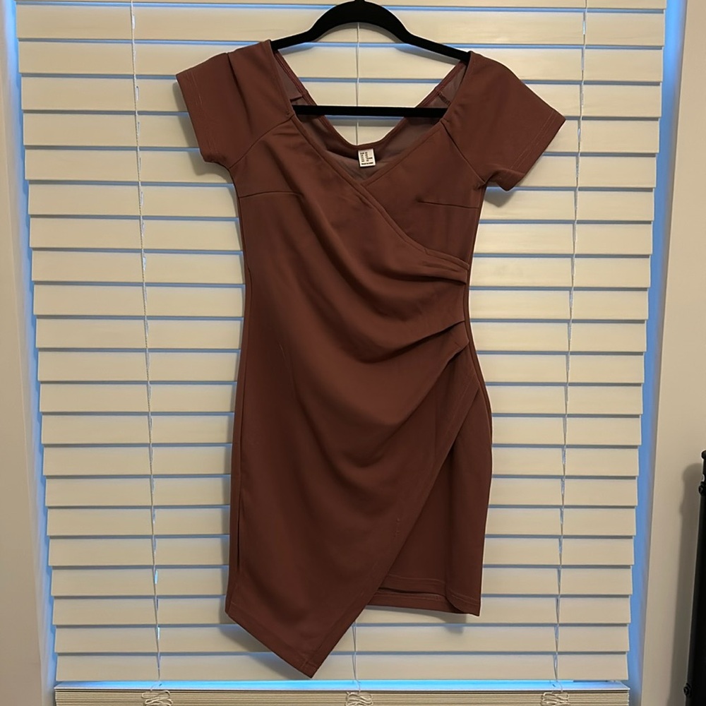 Women’s Cocktail Dress. Only worn once for a wedding. Size XS